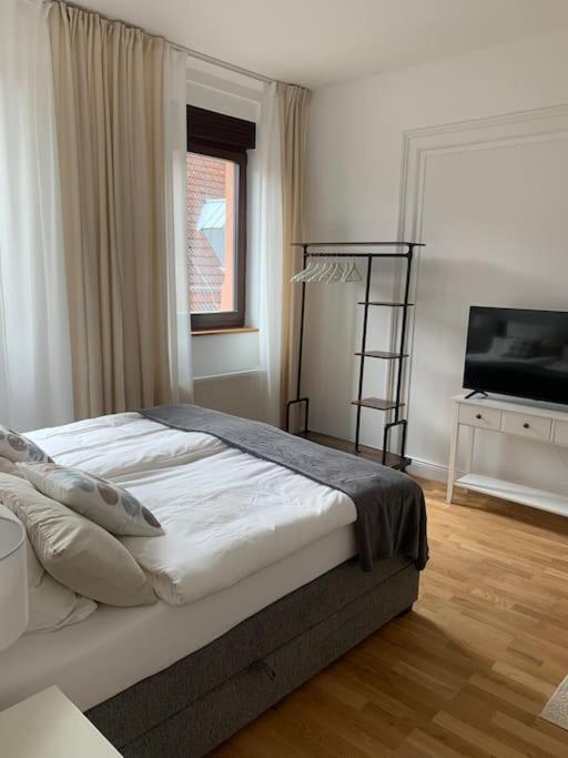 Charmante Altbauwohnung Weinheim Zewnętrze zdjęcie